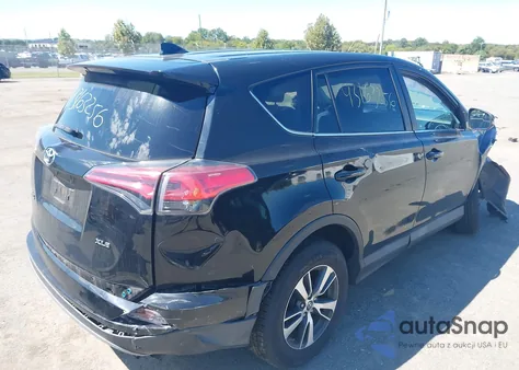 2018 Toyota Rav4 Xle z USA, uszkodzony, nr VIN 2T3WFREV4JW481174